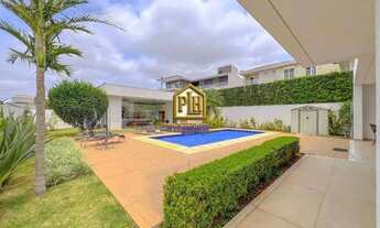 Imagem: CASA COM 4 DORMITÓRIOS PARA LOCAÇÃO CONDOMÍNIO