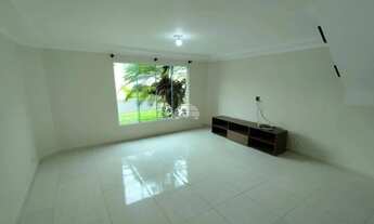 Imagem 4: Sobrado á venda no Condomínio Garibaldi das Azaleias no bairro Cachoeira/Barreirinha em Cu