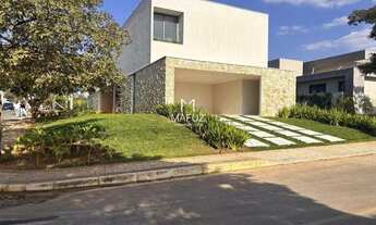 Imagem 2: Casa à venda, 4 quartos, 4 suítes, 4 vagas, Condomínio Vitória Golf Residence - Lagoa Sant