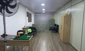 Imagem 3: Galpão à venda de 900 m² com 20 vagas e 3 escritórios, no Bairro do Limão