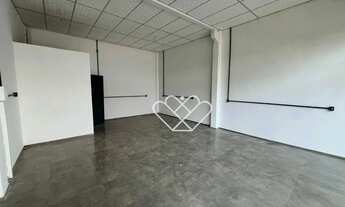 Imagem 6: Loja Comercial de 195m² no Bairro Sagrada Família O Espaço Perfeito para Seu Negócio!