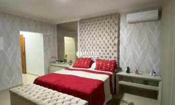 Imagem 7: Casa disponível para venda no bairro Santa Mônica em Uberlândia MG