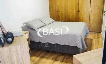 Imagem 4: Apartamento à venda no Bigorrilho 2 dormitórios Edifício Champagnat Régence