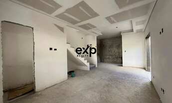 Imagem 5: Sobrado para venda no Bairro Chacara dos Cravos em Poços de Caldas, com 2 suites