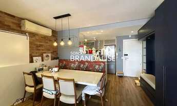 Imagem 3: Apartamento com móveis planejados e ótima iluminação