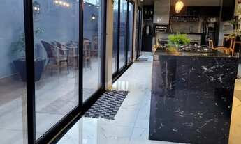 Imagem 6: Lote de 300 m², com 152 m² de área construída - Jardins Bolonha