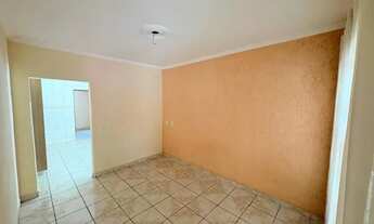 Imagem 2: Casa com 4 Quartos à venda, próximo ao posto Trevão no Jardim Paulistano