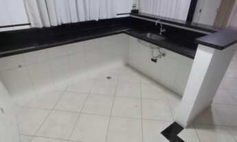 Imagem 3: Casa para venda possui 235 metros quadrados com 3 quartos em Vila Tiradentes - São Paulo