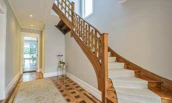 Imagem 2: LINDA CASA MOBILIADA COM SEGURANÇA E TRANQUILIDADE