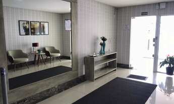 Imagem 5: Sacada de frente p/praça! excelente custo/beneficio!