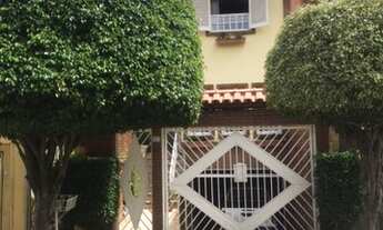 Imagem 5: Sobrado para aluguel e venda tem 159 metros quadrados com 3 quartos