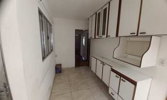 Imagem 5: Casa Comercial - 3 Dorms - Aluga na Av. Pires do Rio em Itaquera