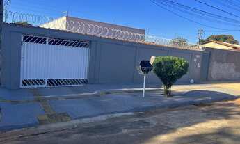 Imagem 2: Casa 3 Quartos Casa com 3 dormitórios