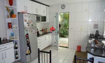 Imagem 4: Sobrado Frontal - Vila Ré