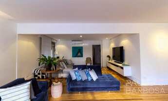 Imagem 6: 240m² - 2 Dormitórios - Muitos Armários - Cozinha integrada