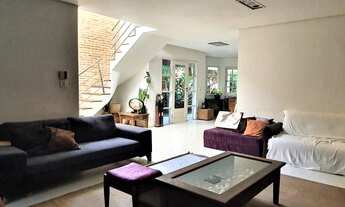 Imagem 2: Casa para venda possui 400 metros quadrados com 4 quartos em Jardim Santa Helena - São Pau