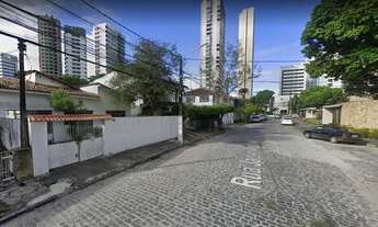 Imagem 2: Casa em Casa Forte com 5 quartos sendo 3 suítes com 330m² de terreno por R$ 950MIL