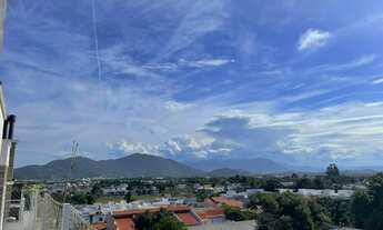 Imagem 2: Cobertura para venda possui 142 metros quadrados com 2 quartos em Campeche - Florianópolis