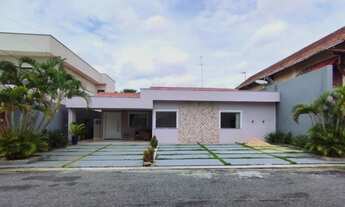 Imagem: Casa, 450m², 3/4, Piscina, Res. Green Gardem