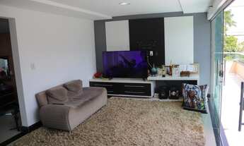 Imagem 6: Casa Triplex no Cond. Greenville II dispõe de 640m², 5 suítes e 4 vagas em Parque Verde