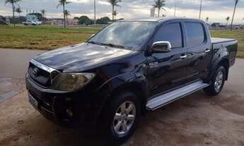 Imagem: Troco Hilux por casa em goianira