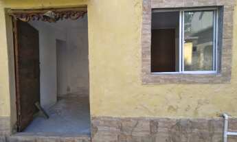 Imagem: Casa simples moquetá 2 quartos 500