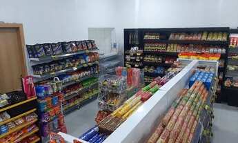 Imagem 2: Gula com Equipamentos e Estoque em Funcionamento