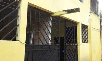 Imagem 2: Prédio Comercial em Outeiro