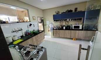 Imagem 4: Casa em Condomínio de 195m2, com 2pav, 4/4 sendo 3 suítes, 3vgs - CA0145JC