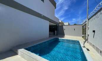 Imagem: Sobrado com 167m² com 3 suítes e piscina