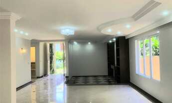 Imagem 2: Casa de condomínio para aluguel com 450 metros quadrados com 4 quartos