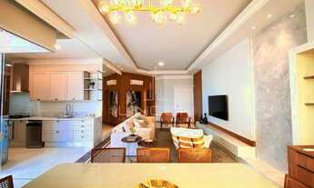 Imagem 6: Belíssimo 4 Suítes, Prédio frente Mar de LUXO, Mobiliado e Decorado na Meia Praia