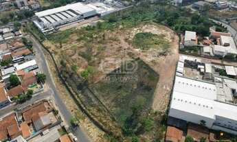 Imagem 4: Terreno com 3.000 m² a poucos metros do Comper - Miguel Sutil