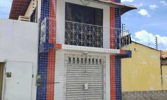 Imagem 3: Imóvel para venda possui 275 metros quadrados com 5 quartos na Cohama - São Luís - MA