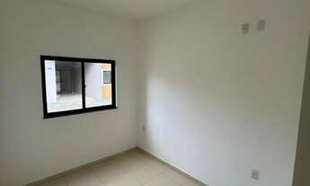 Imagem 3: Casa com dois quartos sendo um suíte - 67m²