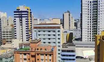 Imagem 3: Alugo apartamento 2 quartos Central semi-mobiliado garagem andar alto com o proprietário