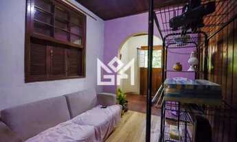 Imagem 3: Casa à Venda em Ipanema, Porto Alegre 2 Quartos, Varanda Gourmet, 2 Vagas