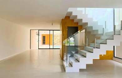 Imagem 7: Casa à Venda com 4 quartos, Piscina com Hidromassagem, Forno de Pizza e Espaço Gourmet em