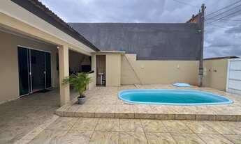 Imagem 2: Casa com piscina e área gourmet no Piçarras em Guaratuba-Pr