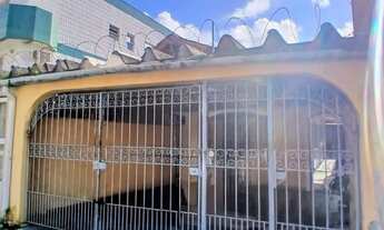 Imagem: Térrea para venda possui 225 metros quadrados