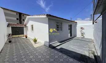 Imagem: Venda Casa 3 Quartos na Feitosa, Rua Fechada