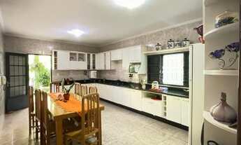 Imagem 2: 3 Quartos (1 suíte) LINDO no Pq. Cascavel