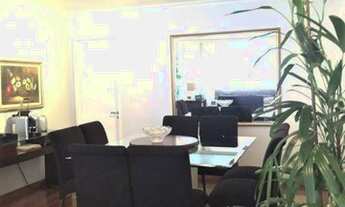 Imagem: Apartamento com 201m² de área útil. Vila