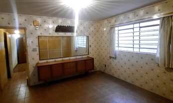 Imagem 2: Sobrado com 250m em rua tranquila no Jardim Clímax