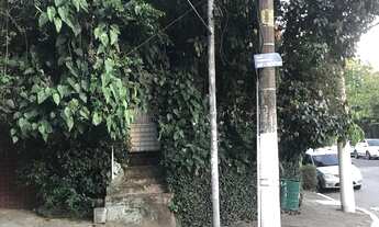 Imagem 5: Casa antiga localizada em excelente localização