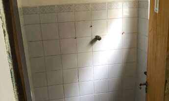 Imagem 4: Ampla loja, sobreloja e edicula, com diversas salas, e 02 vagas p/ carro