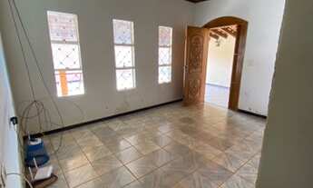 Imagem 2: Ampla casa na av. Ouro verde Vg