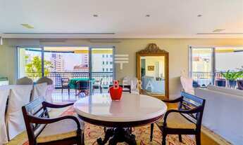 Imagem 3: Imóvel de 327m², com 4 suítes