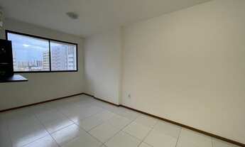 Imagem 3: Apartamento para venda tem 39m2 com 2 quartos em Jatiúca - Maceió - AL