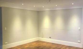 Imagem 2: Apartamento para aluguel e venda possui 140 metros quadrados com 4 quartos